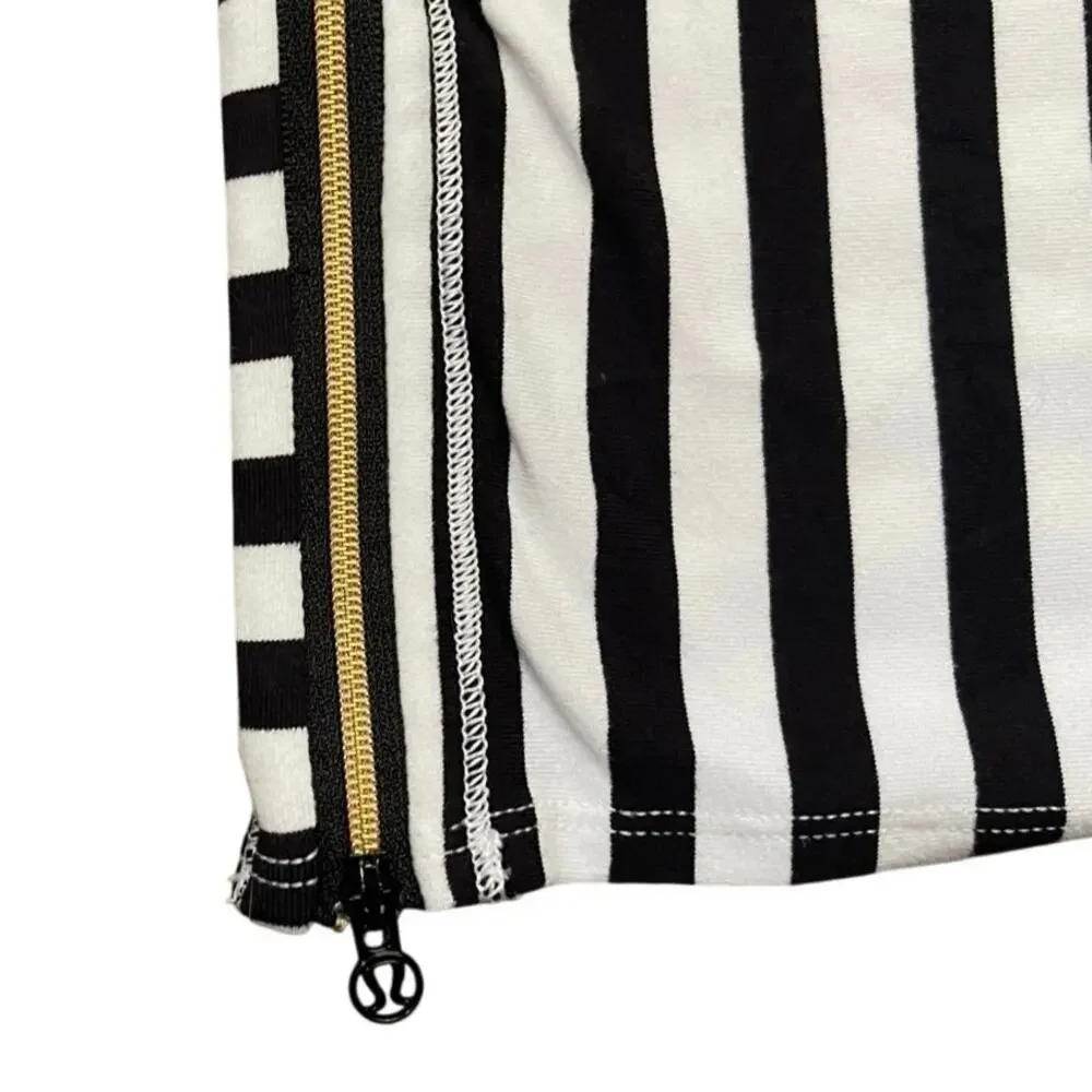 Lululemon Vinyasa Scarf Gold Zipper Apex Stripe Black White Special Edition